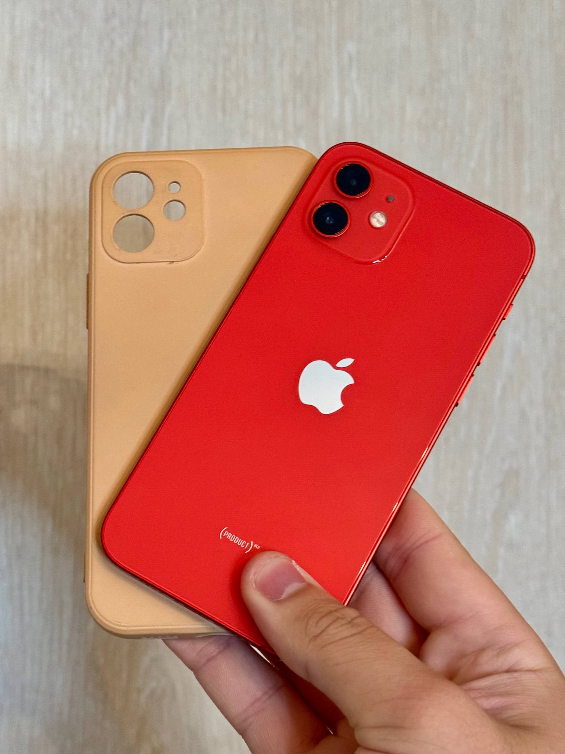 iPhone 12, 256 ГБ: корпус