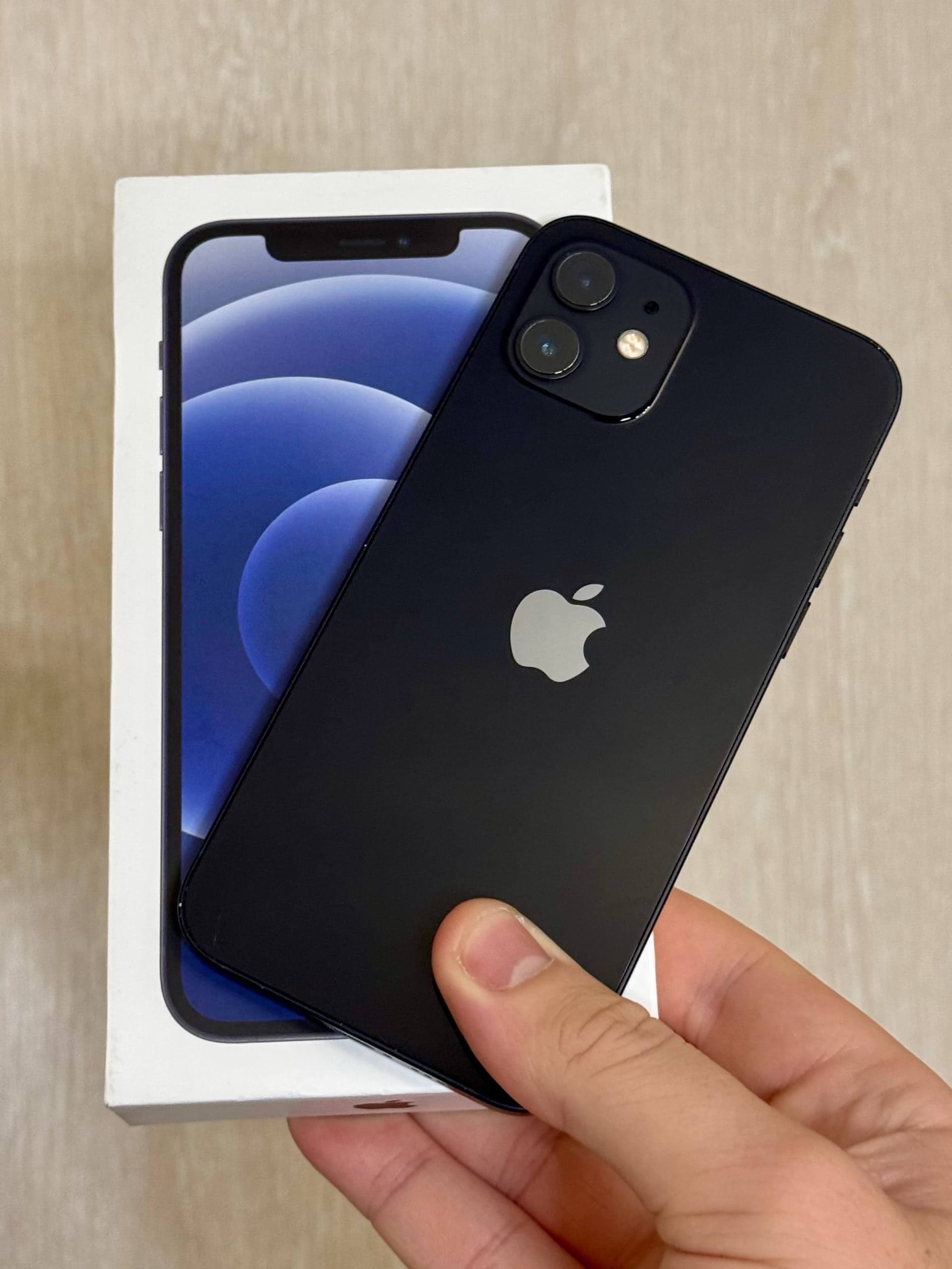 iPhone 12, 128 ГБ: корпус