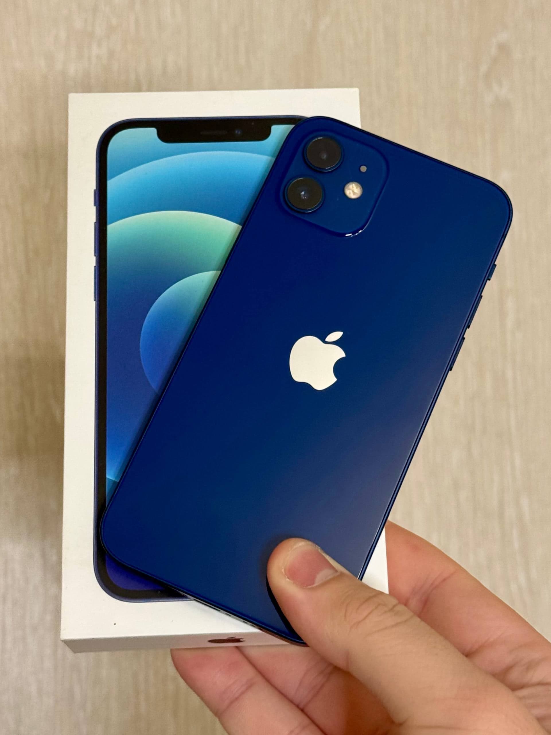 iPhone 12, 128 ГБ: корпус
