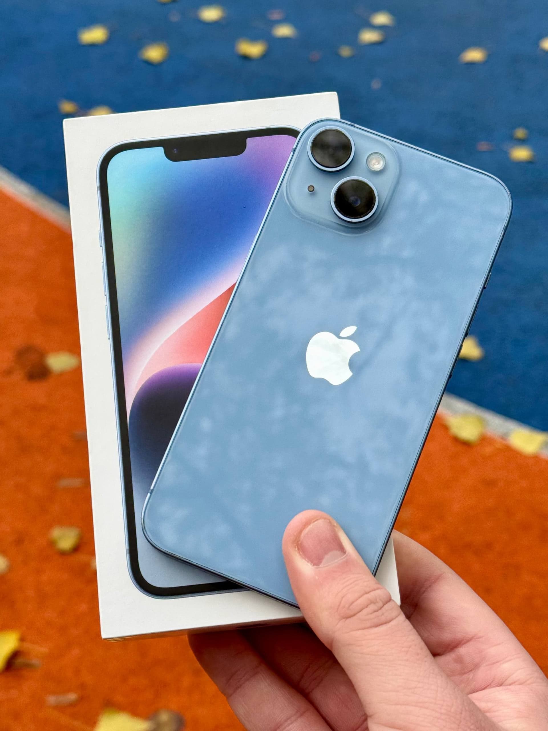 iPhone 14, 256 ГБ: корпус