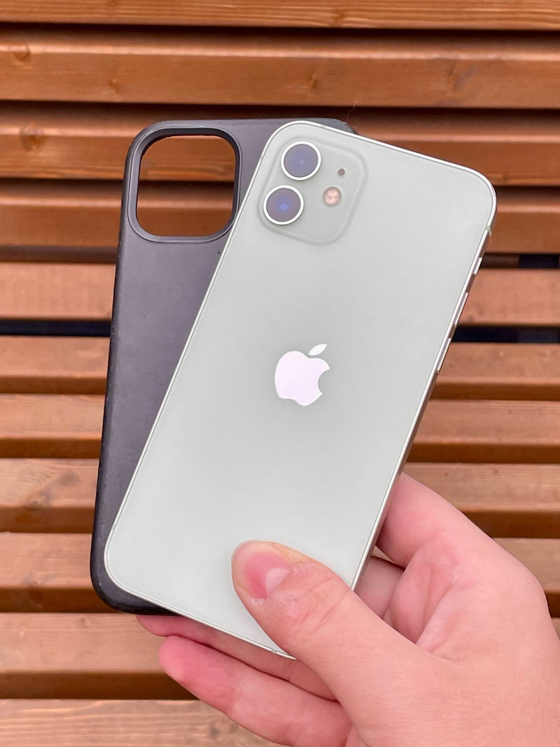 iPhone 12, 128 ГБ: корпус