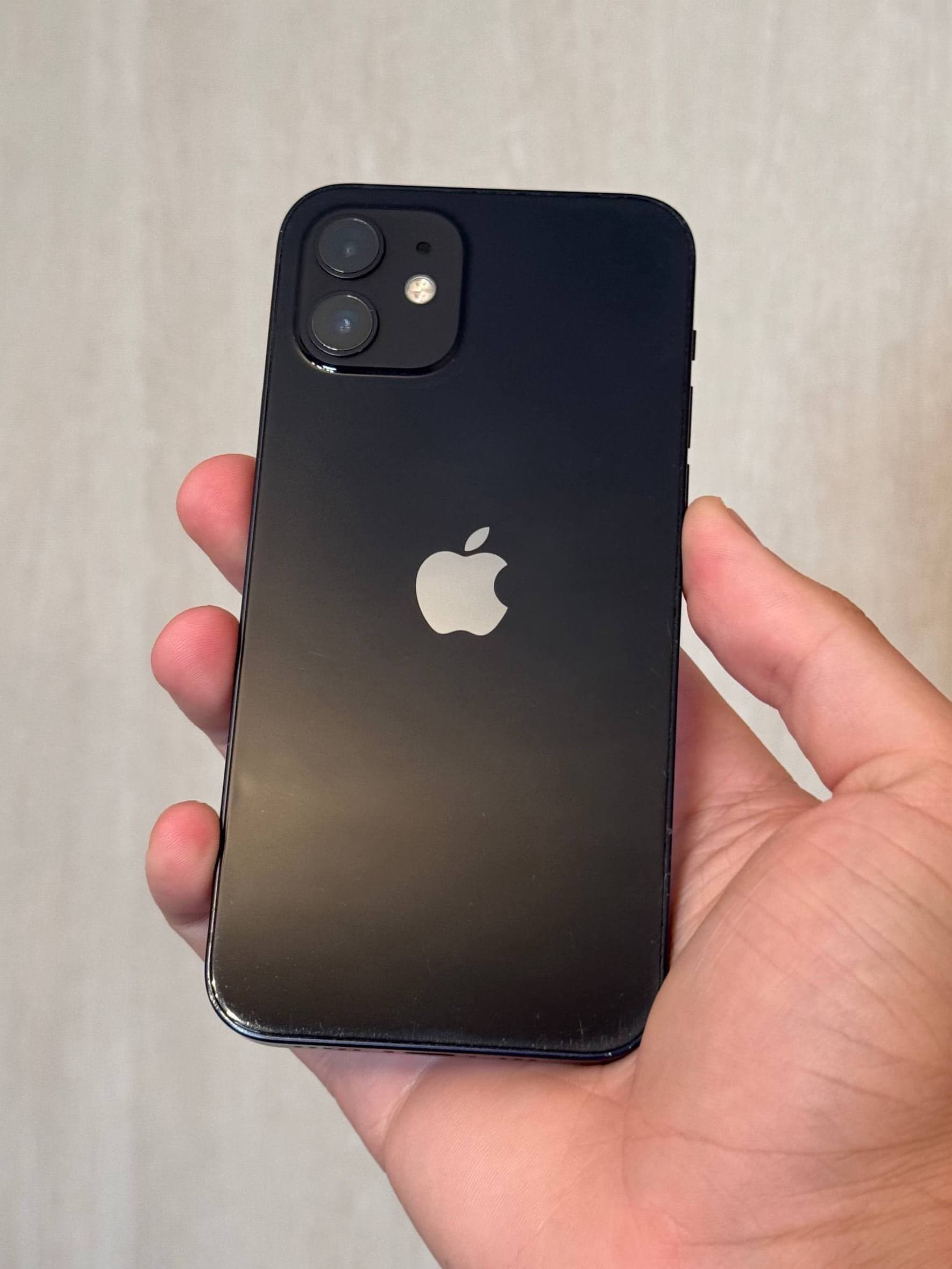 iPhone 12, 128 ГБ: корпус