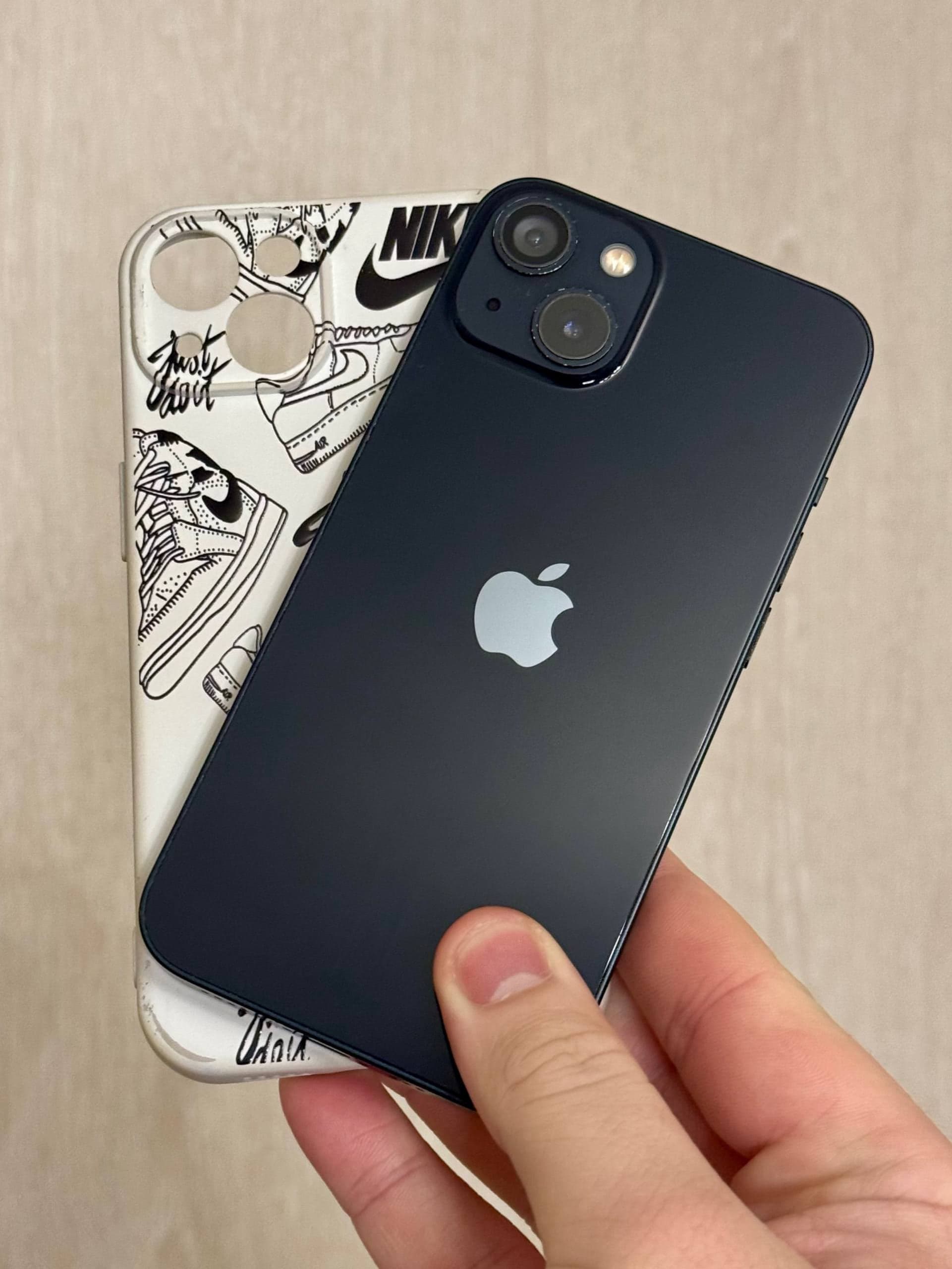 iPhone 13, 128 ГБ: корпус