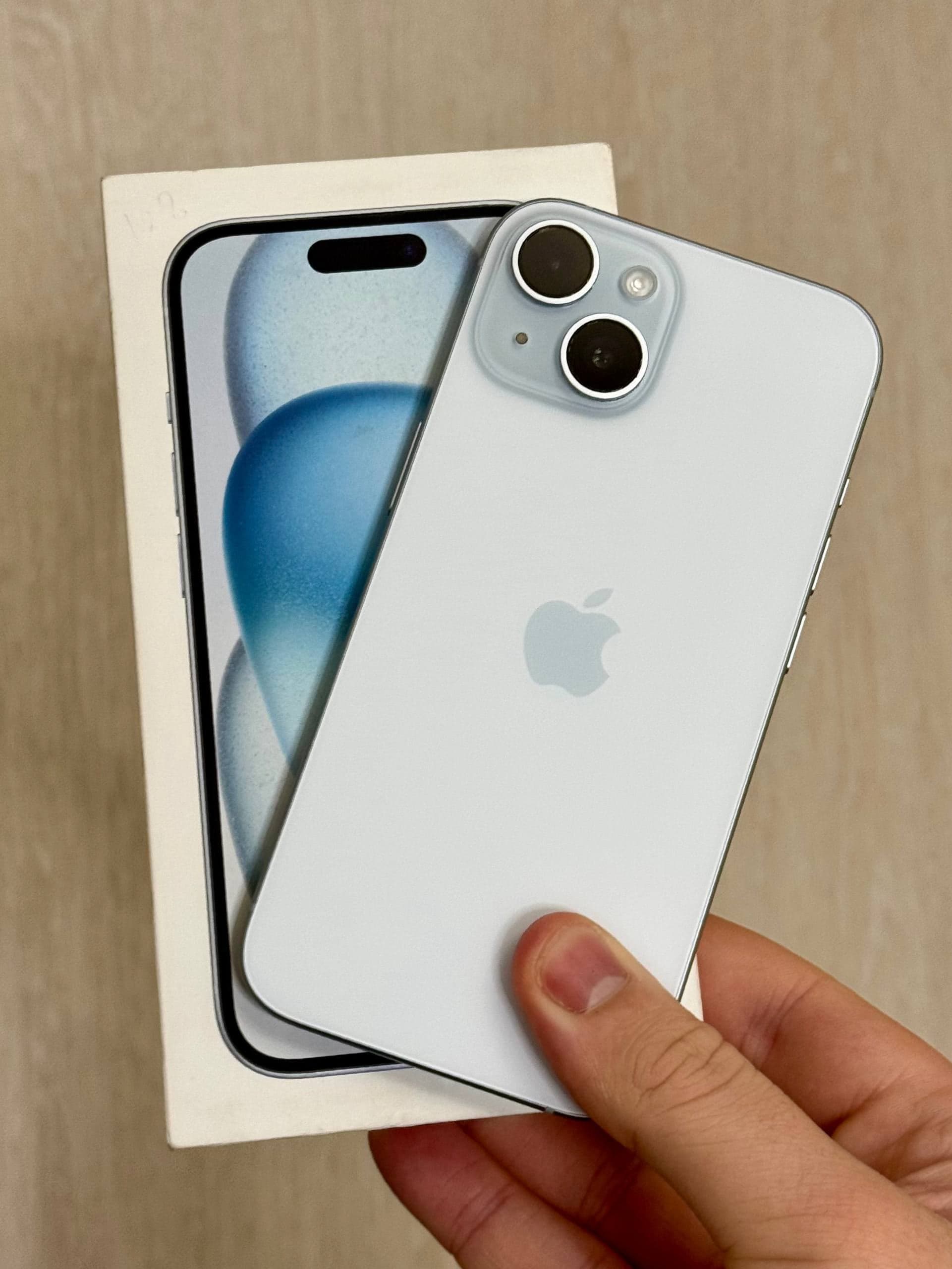 iPhone 15, 128 ГБ: корпус