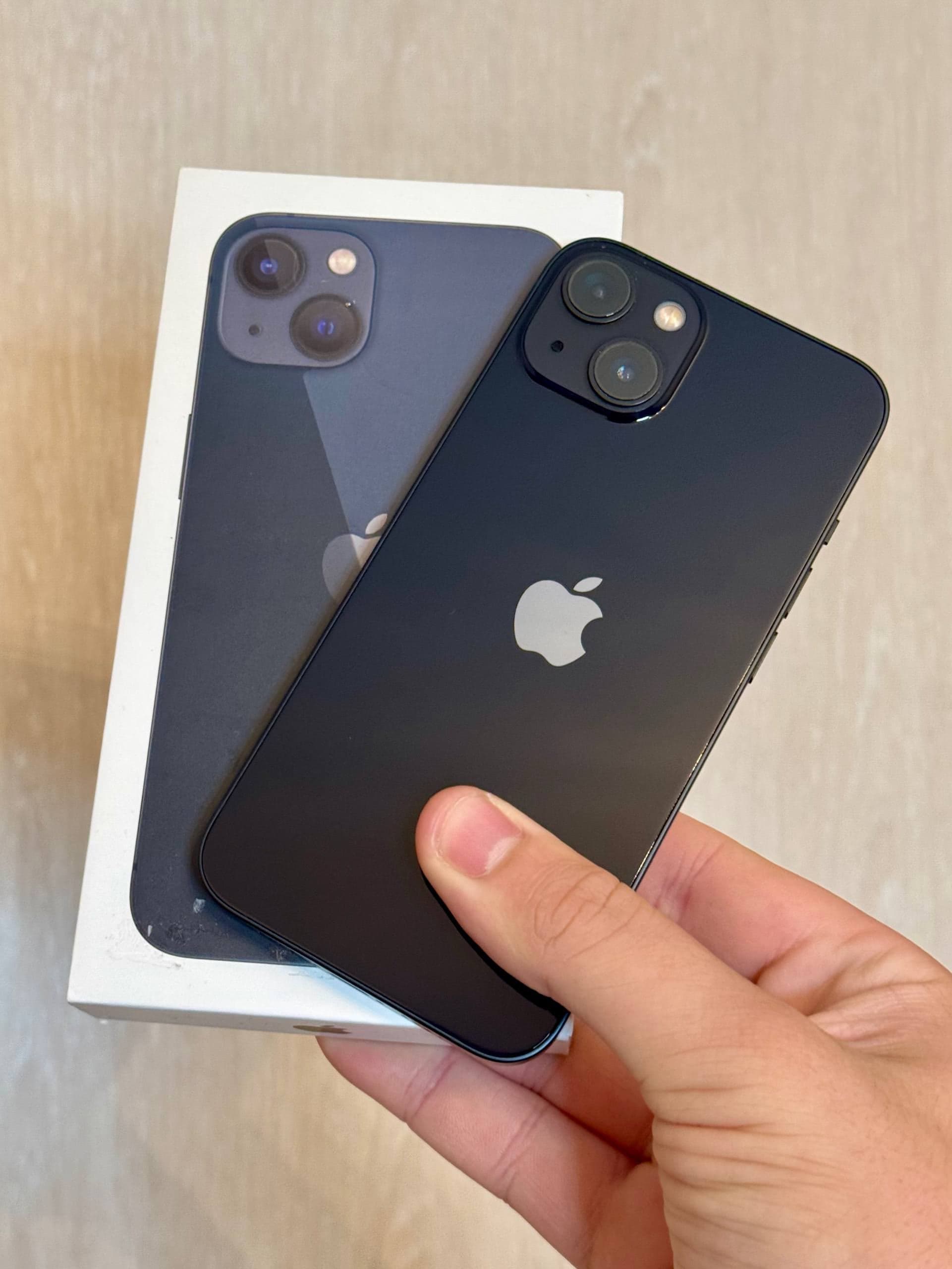 iPhone 13, 128 ГБ: корпус