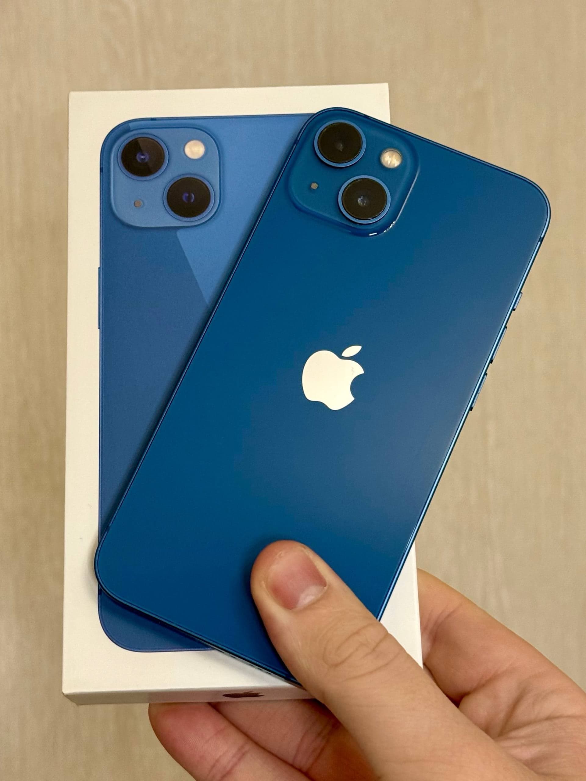iPhone 13, 128 ГБ: корпус