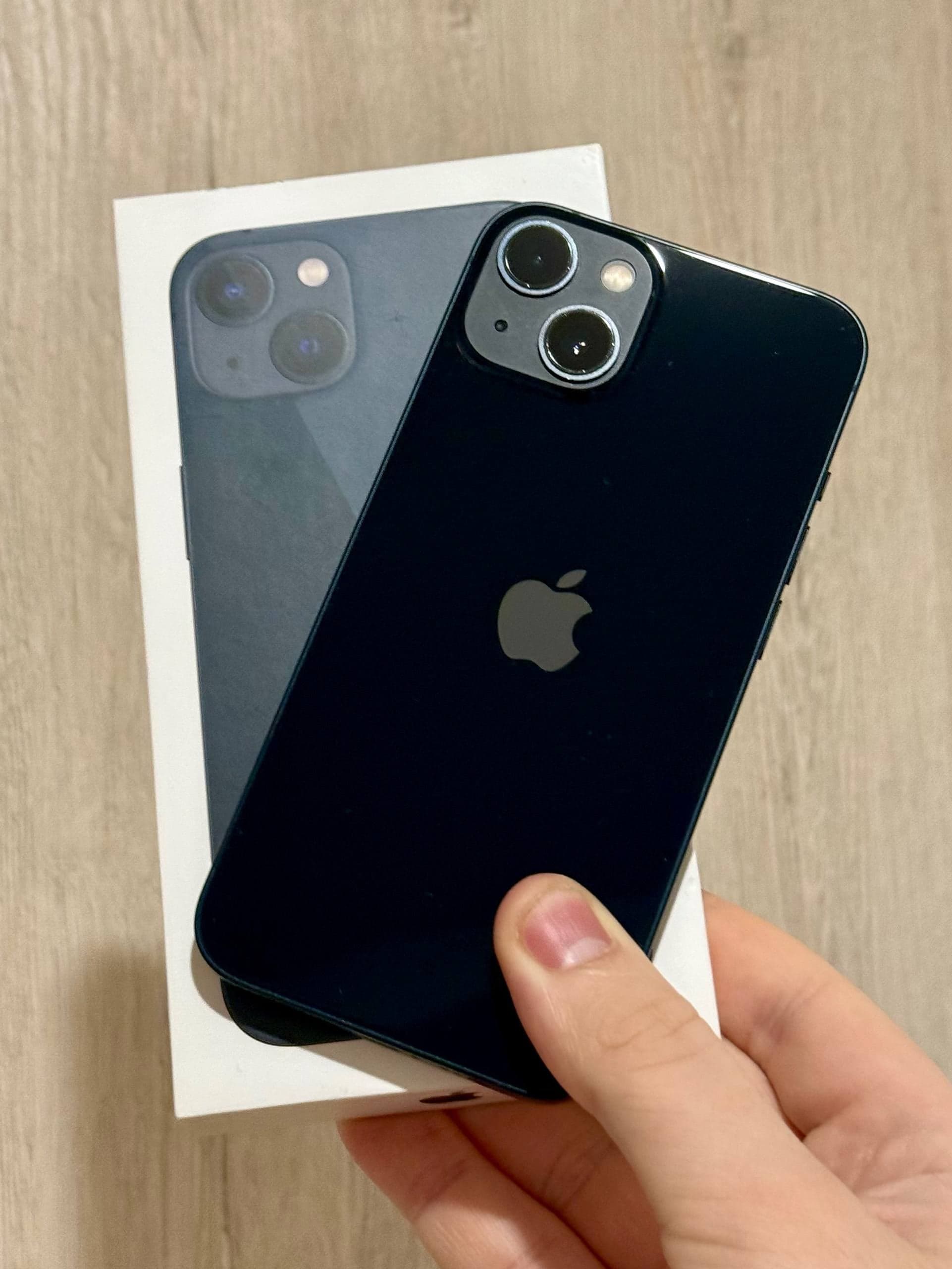 iPhone 13, 128 ГБ: корпус