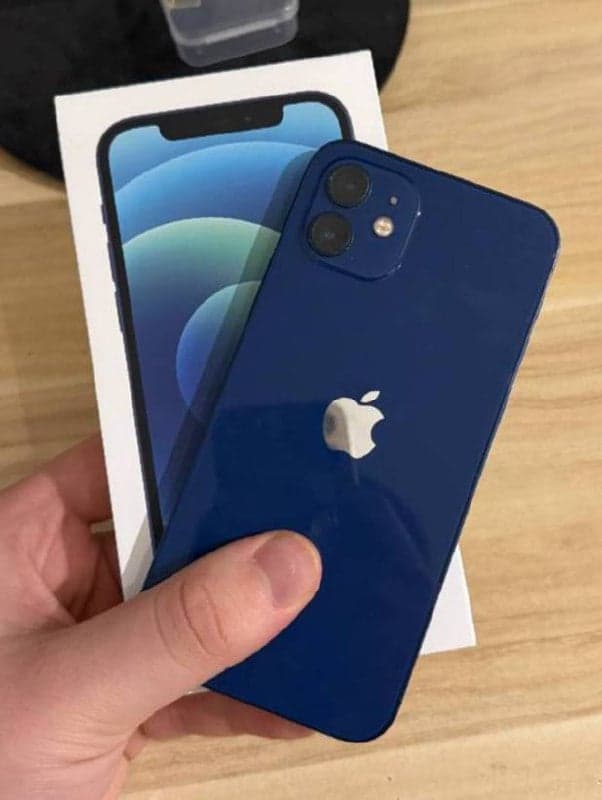 iPhone 12, 128 ГБ: корпус