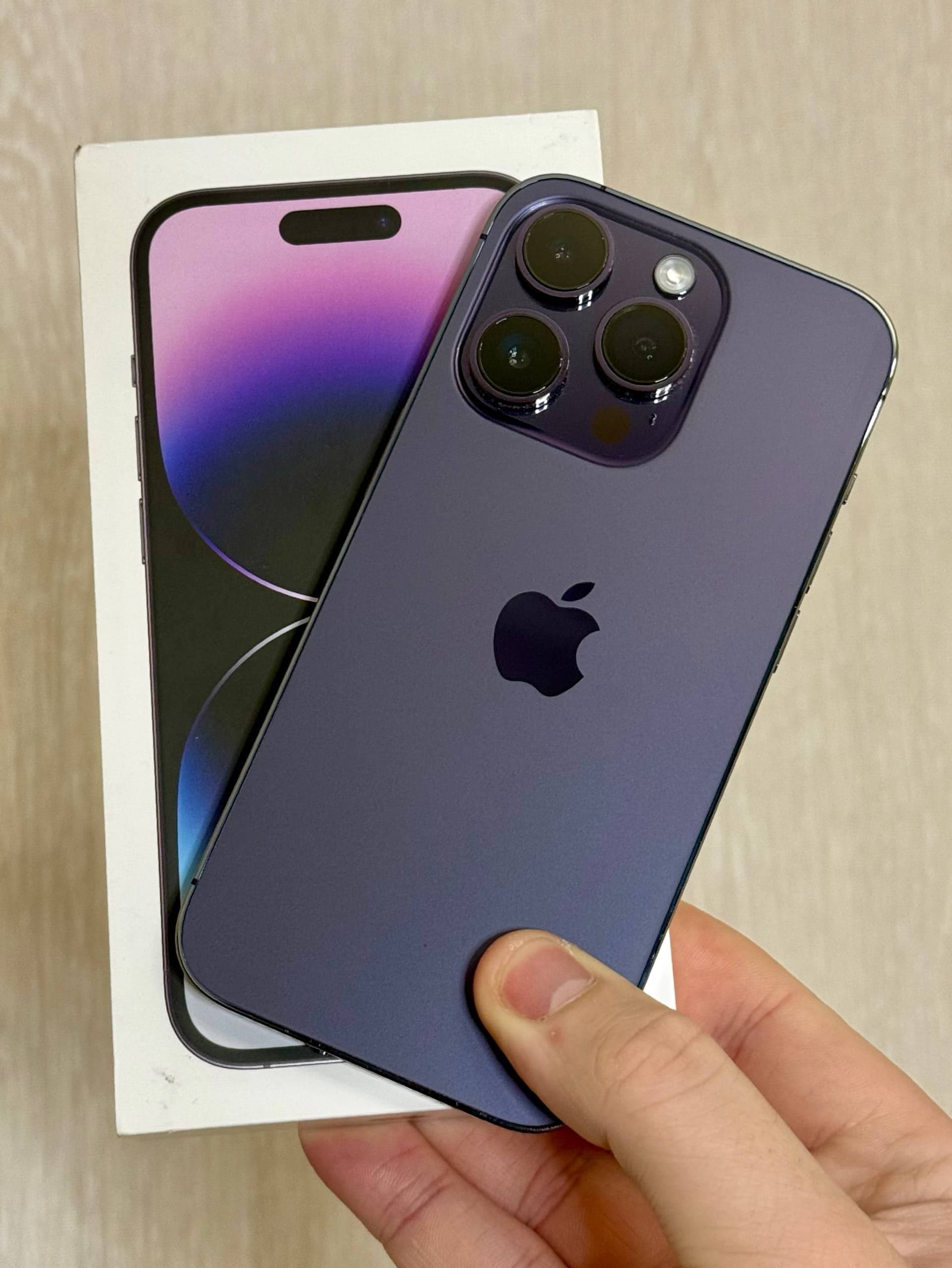 iPhone 14 Pro E-sim, 256 ГБ: корпус