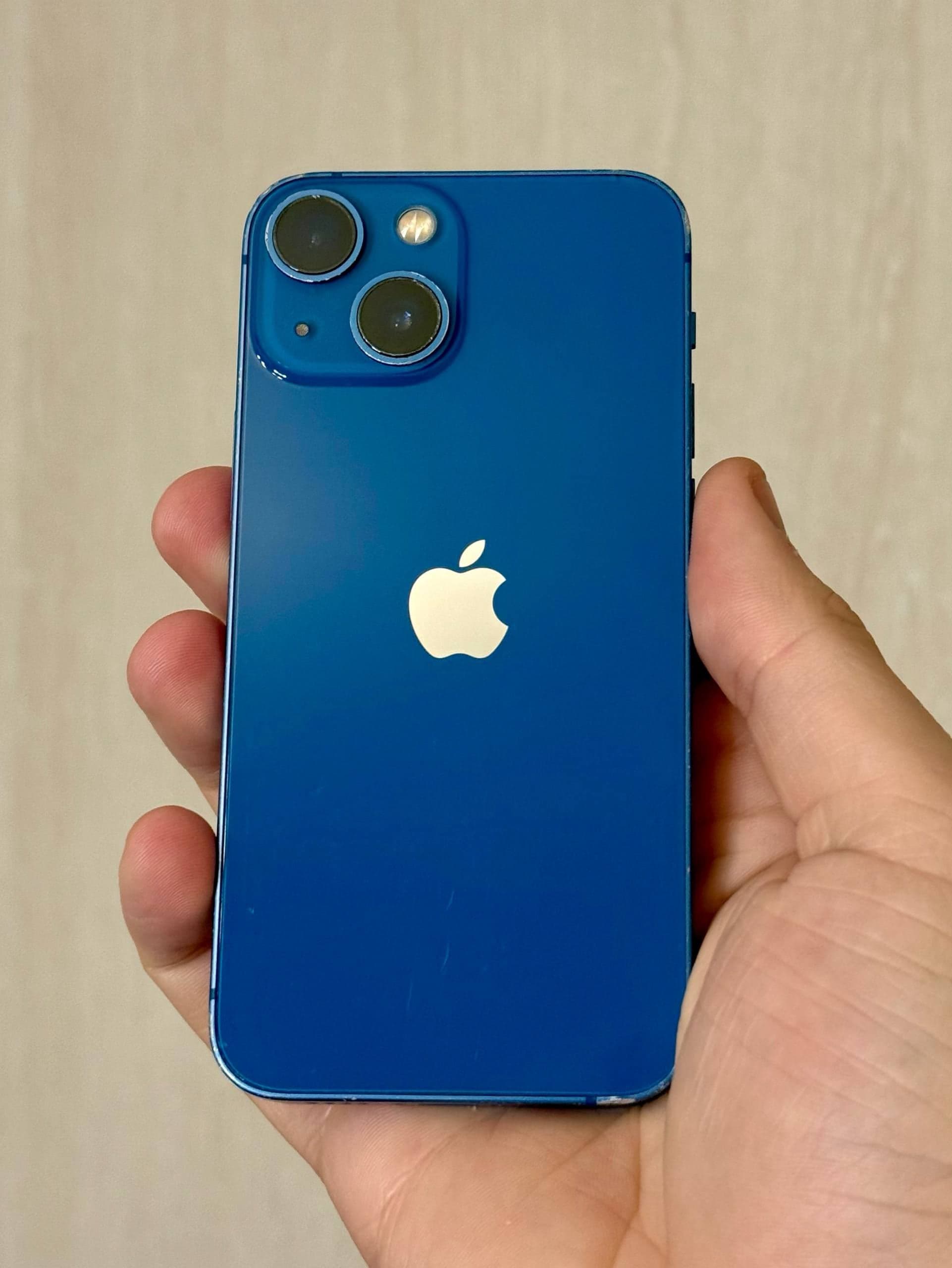 iPhone 13 mini, 128 ГБ: корпус