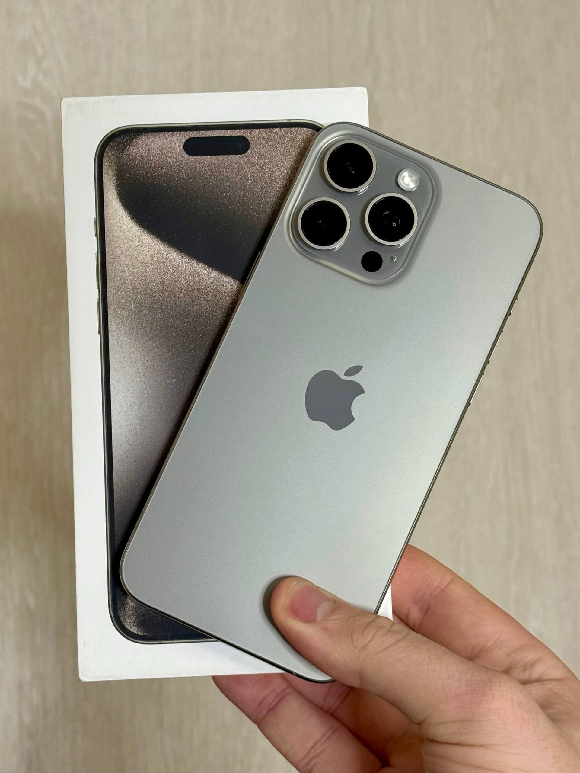 iPhone 15 Pro Max, 256 ГБ: корпус