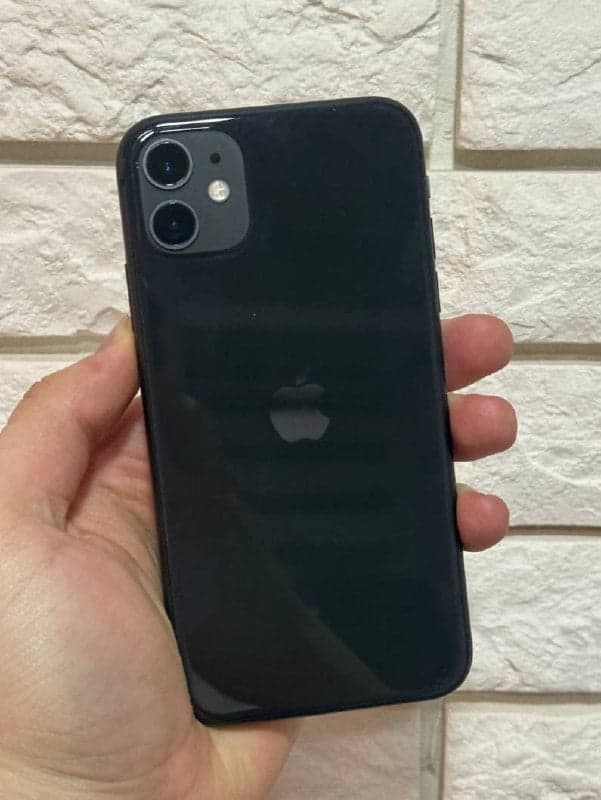 iPhone 11, 128 ГБ: корпус