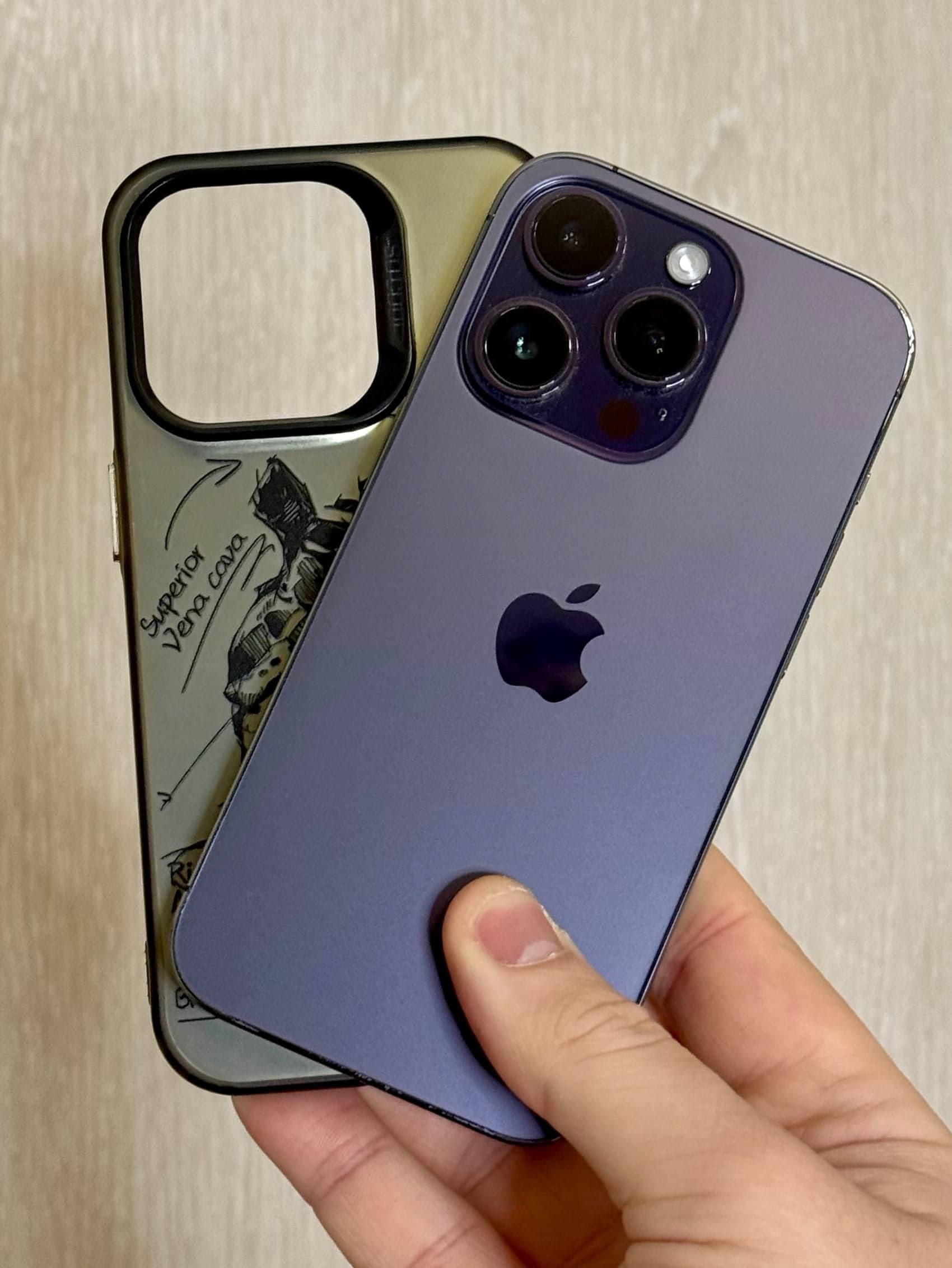 iPhone 14 Pro, 256 ГБ: корпус