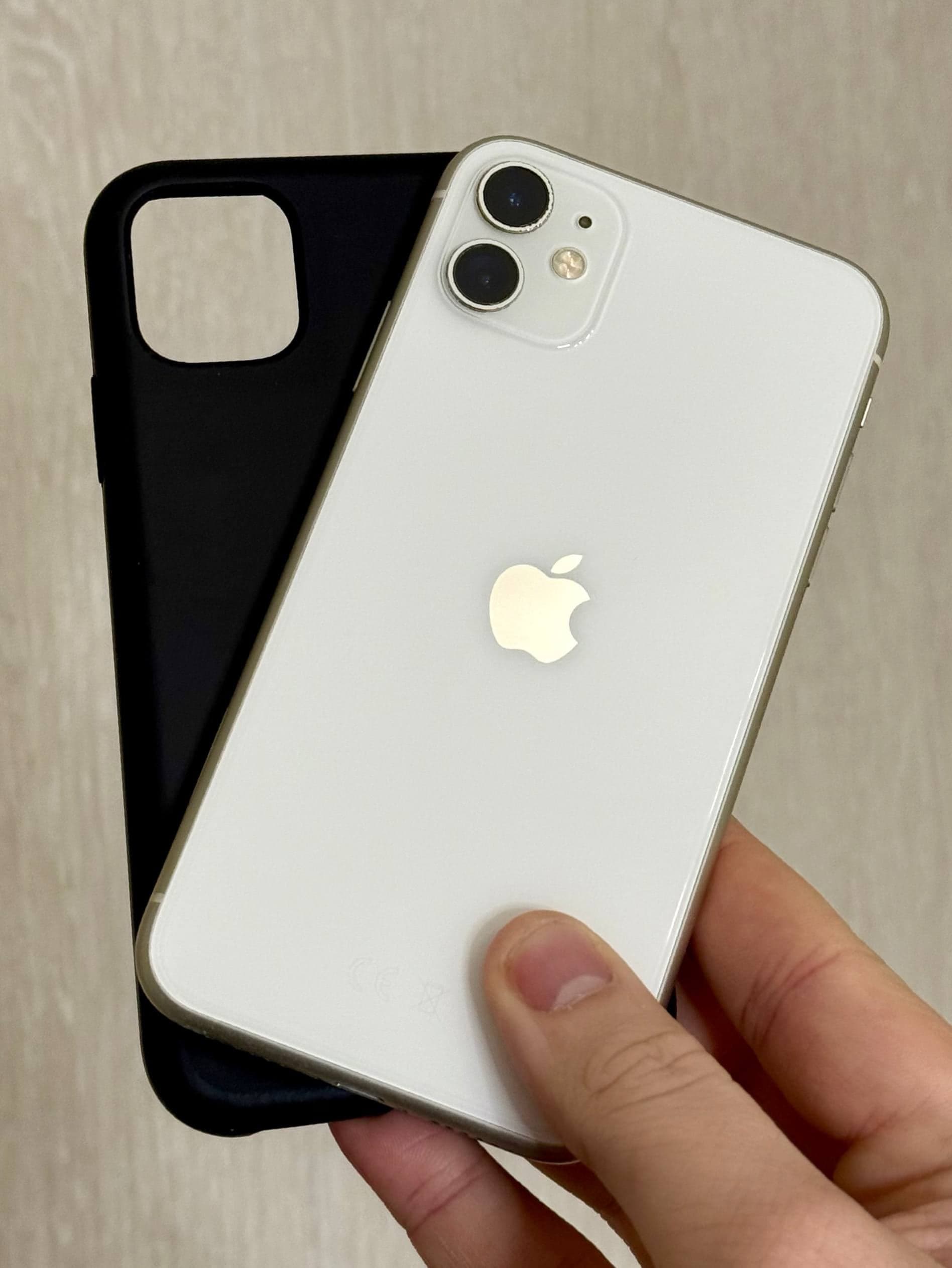 iPhone 11, 128 ГБ: корпус