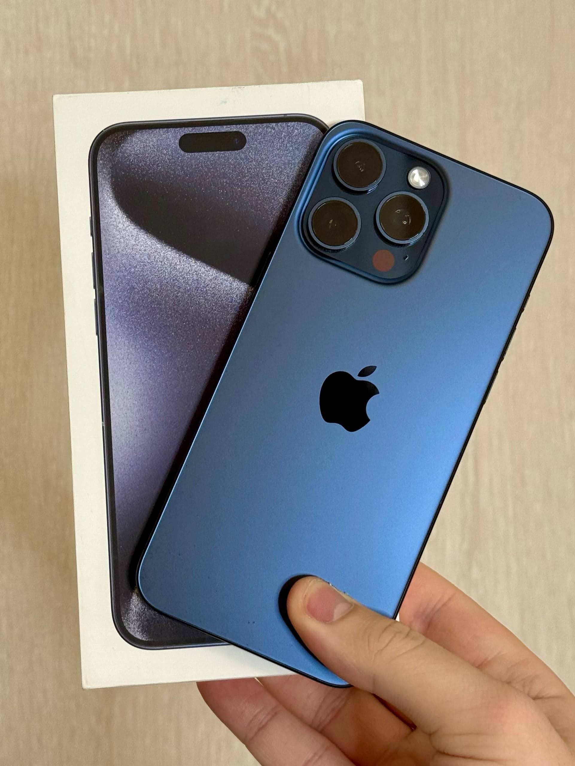 iPhone 15 Pro Max, 256 ГБ: корпус