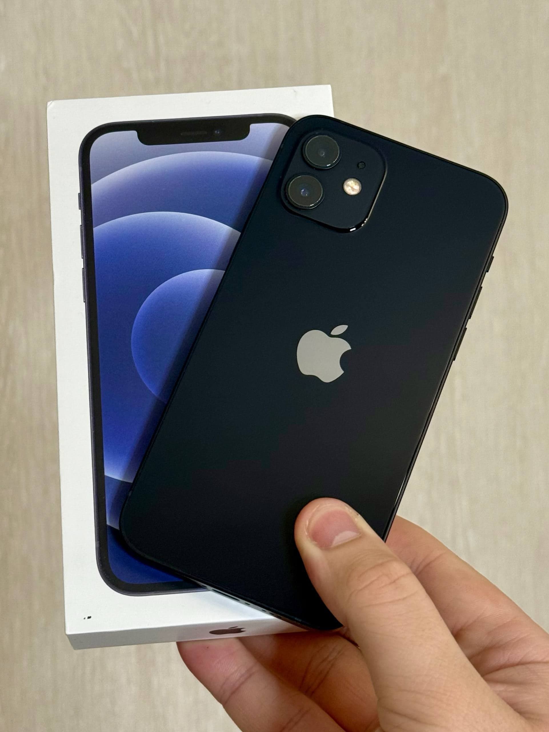 iPhone 12, 64 ГБ: корпус