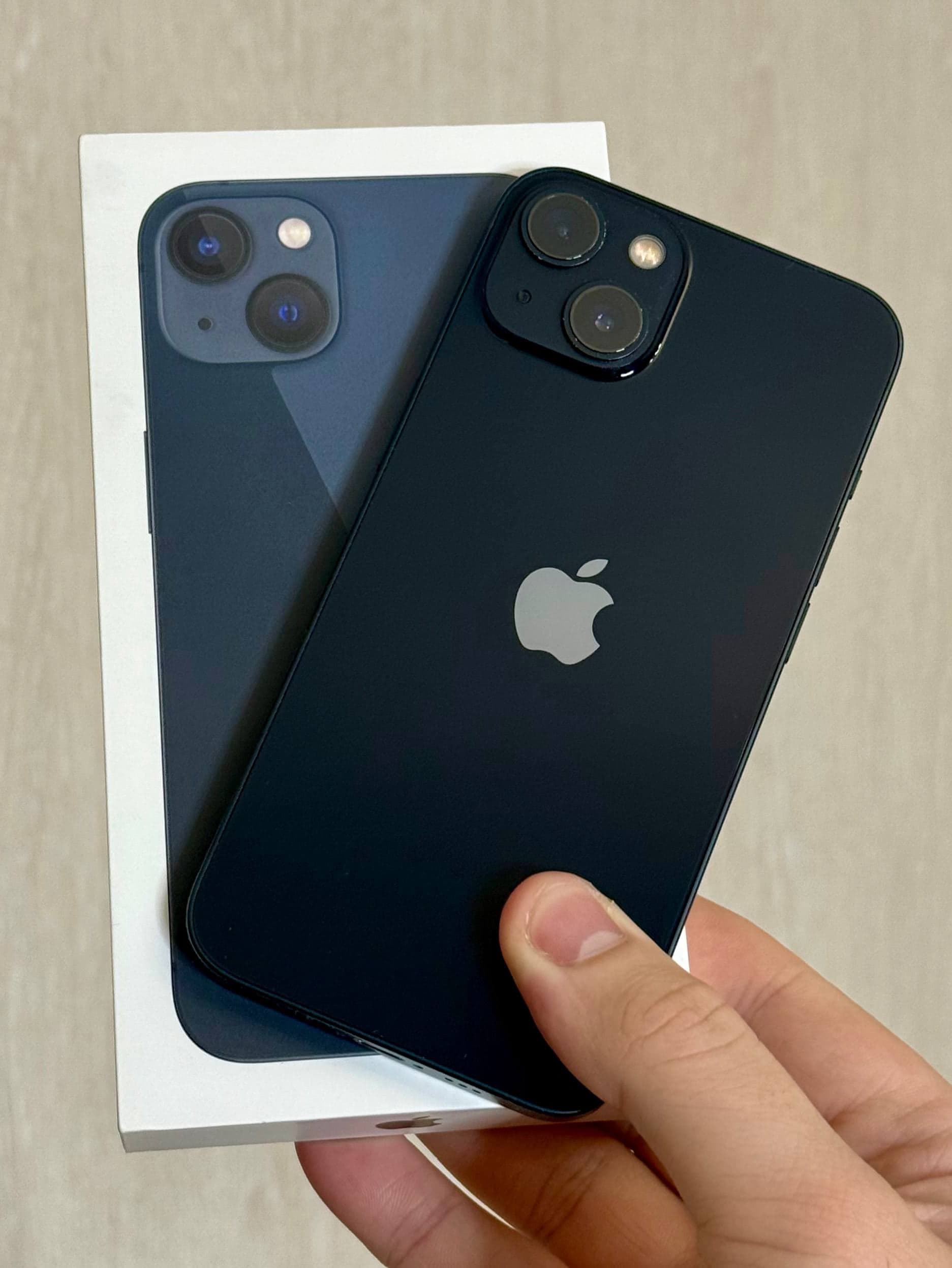 iPhone 13, 128 ГБ: корпус
