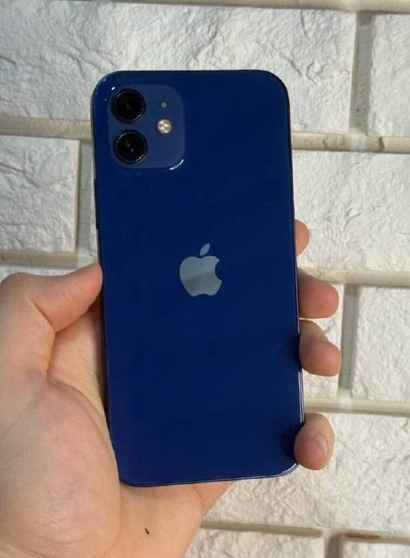 iPhone 12, 64 ГБ: корпус
