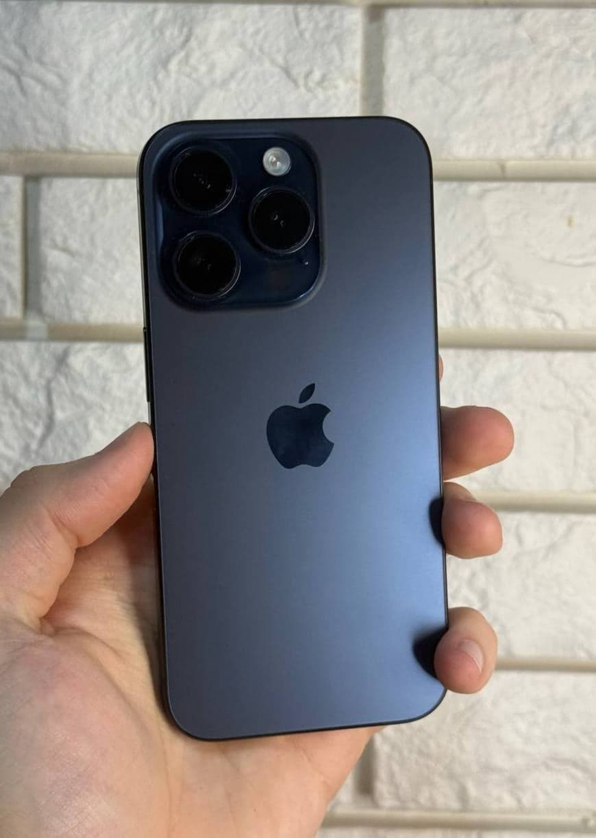 iPhone 15 Pro, 128 ГБ: корпус