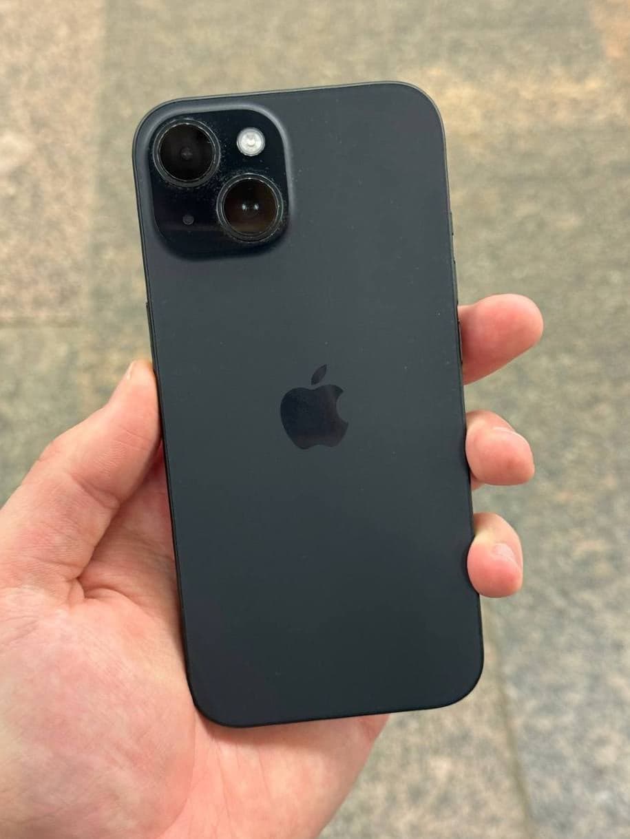 iPhone 15, 128 ГБ: корпус