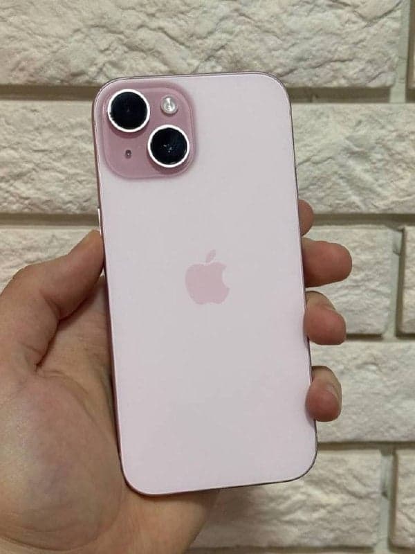 iPhone 15, 128 ГБ: корпус