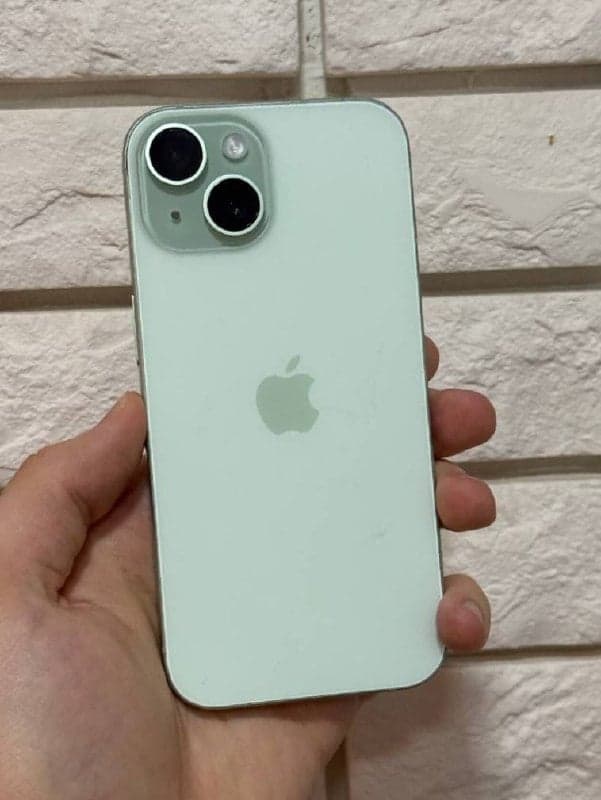 iPhone 15, 256 ГБ: корпус