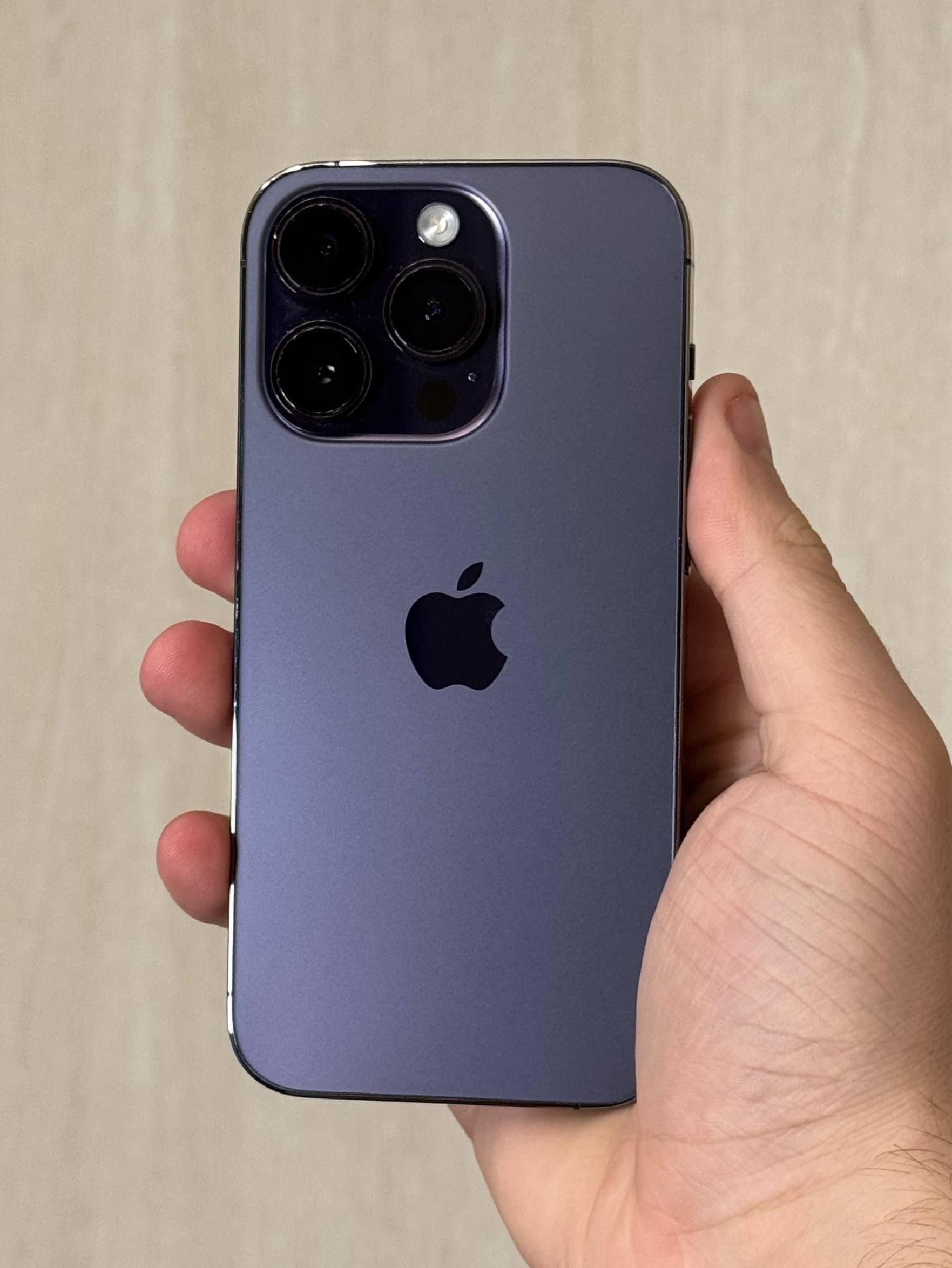 iPhone 14 Pro, 256 ГБ: корпус
