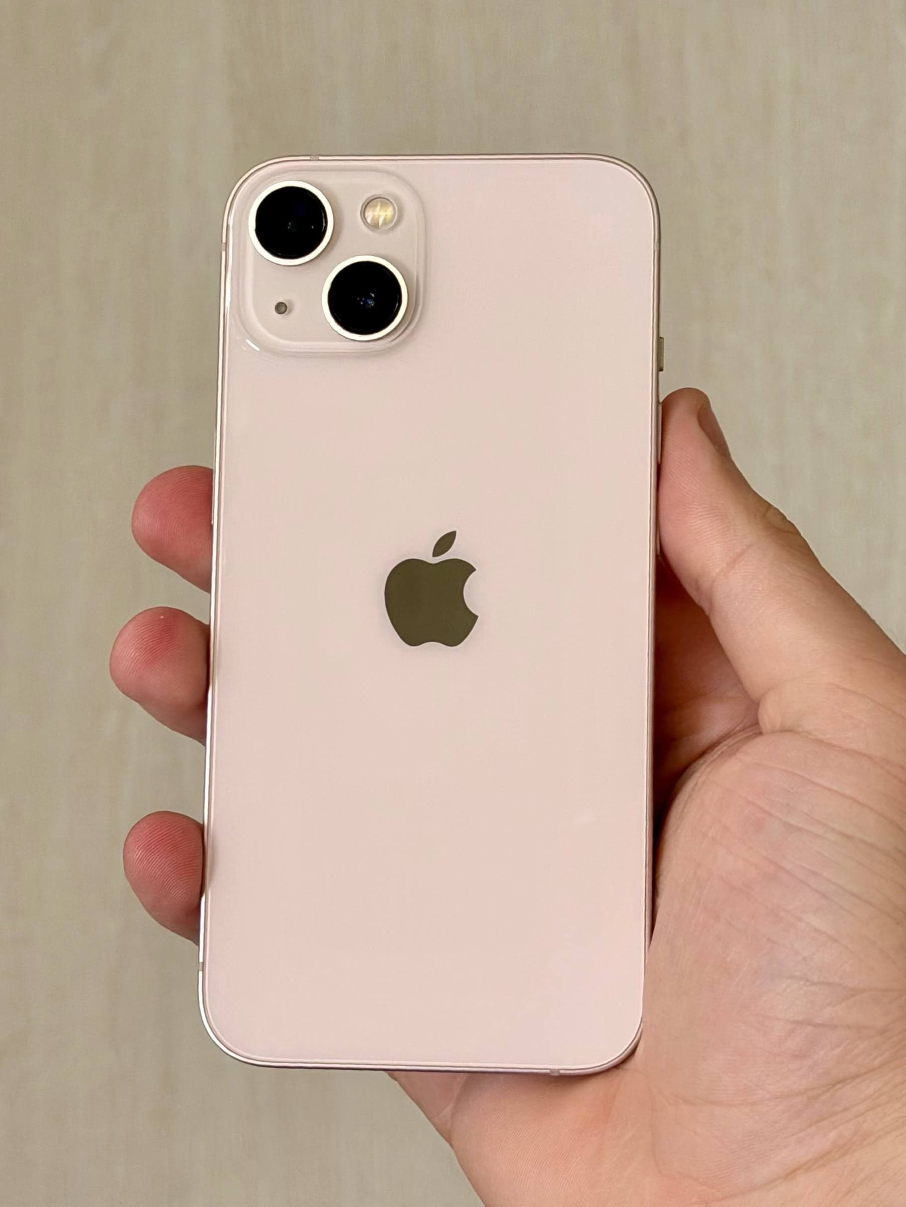 iPhone 13, 128 ГБ: корпус