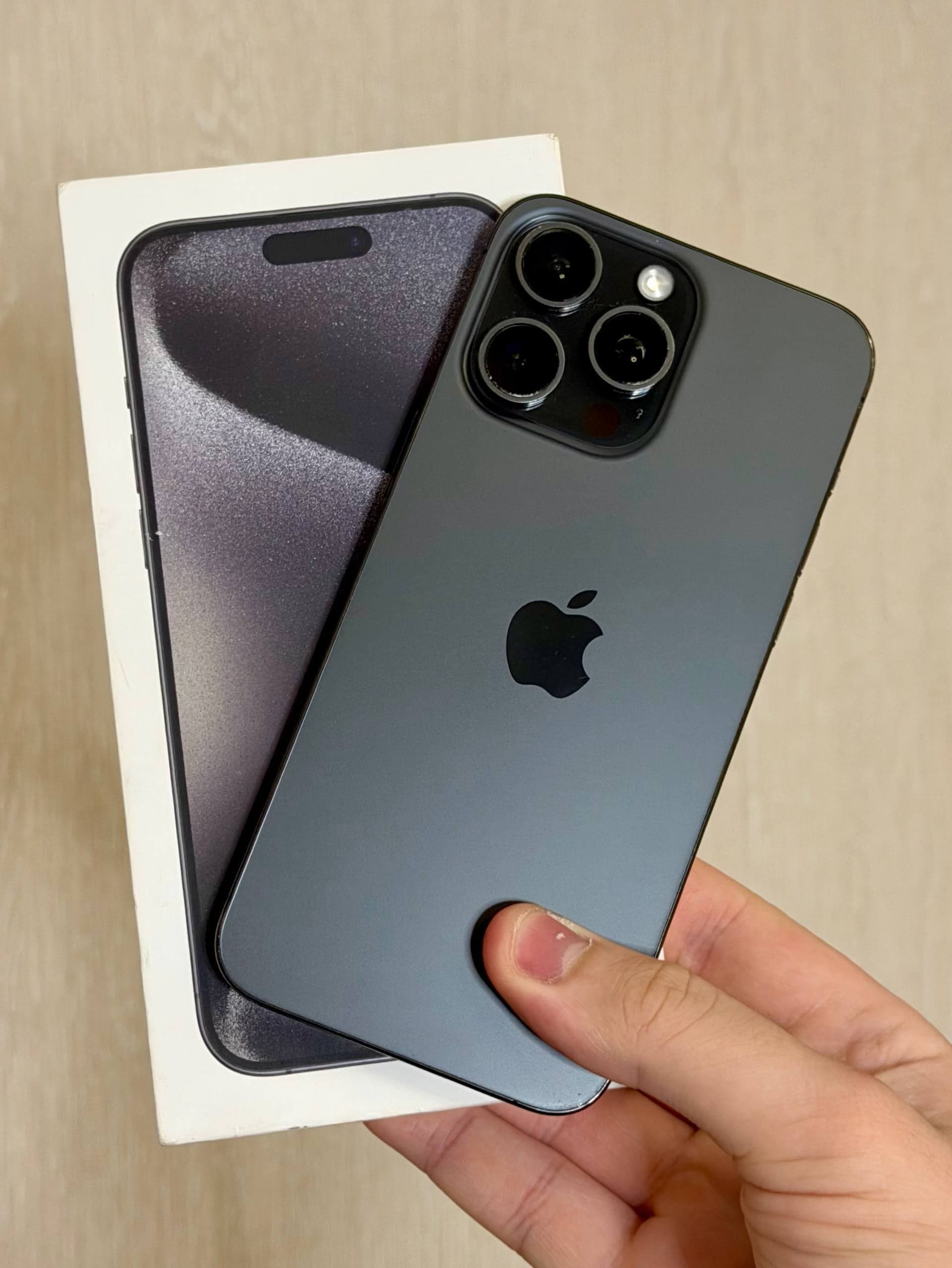 iPhone 15 Pro Max, 512 ГБ: корпус