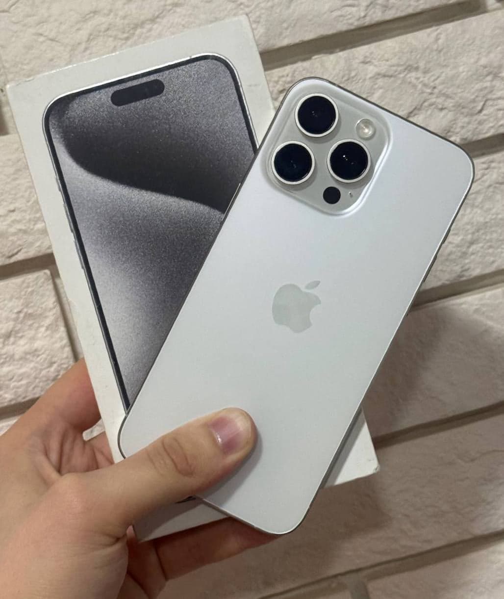 iPhone 15 Pro Max, 256 ГБ: корпус