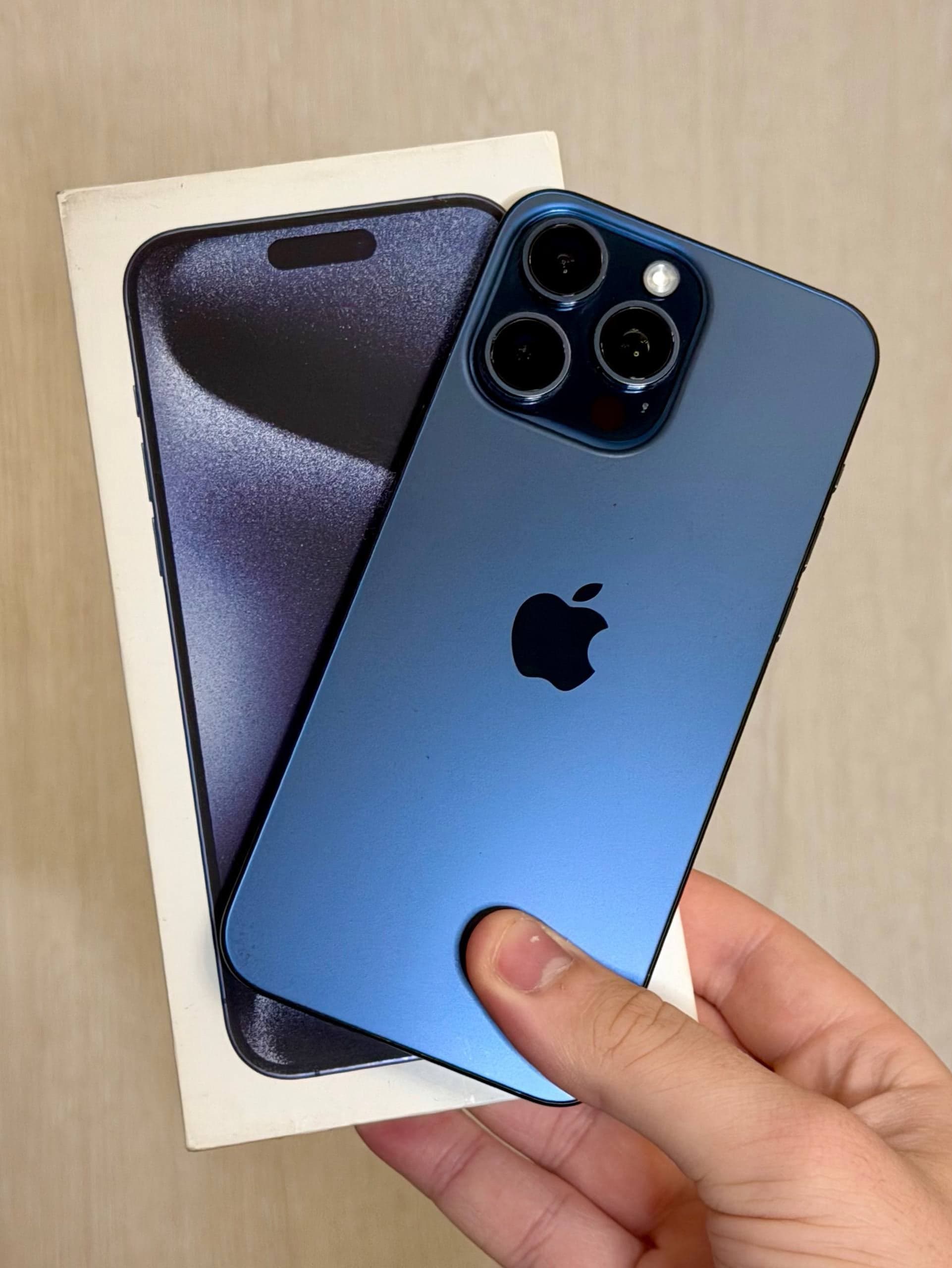 iPhone 15 Pro Max, 256 ГБ: корпус