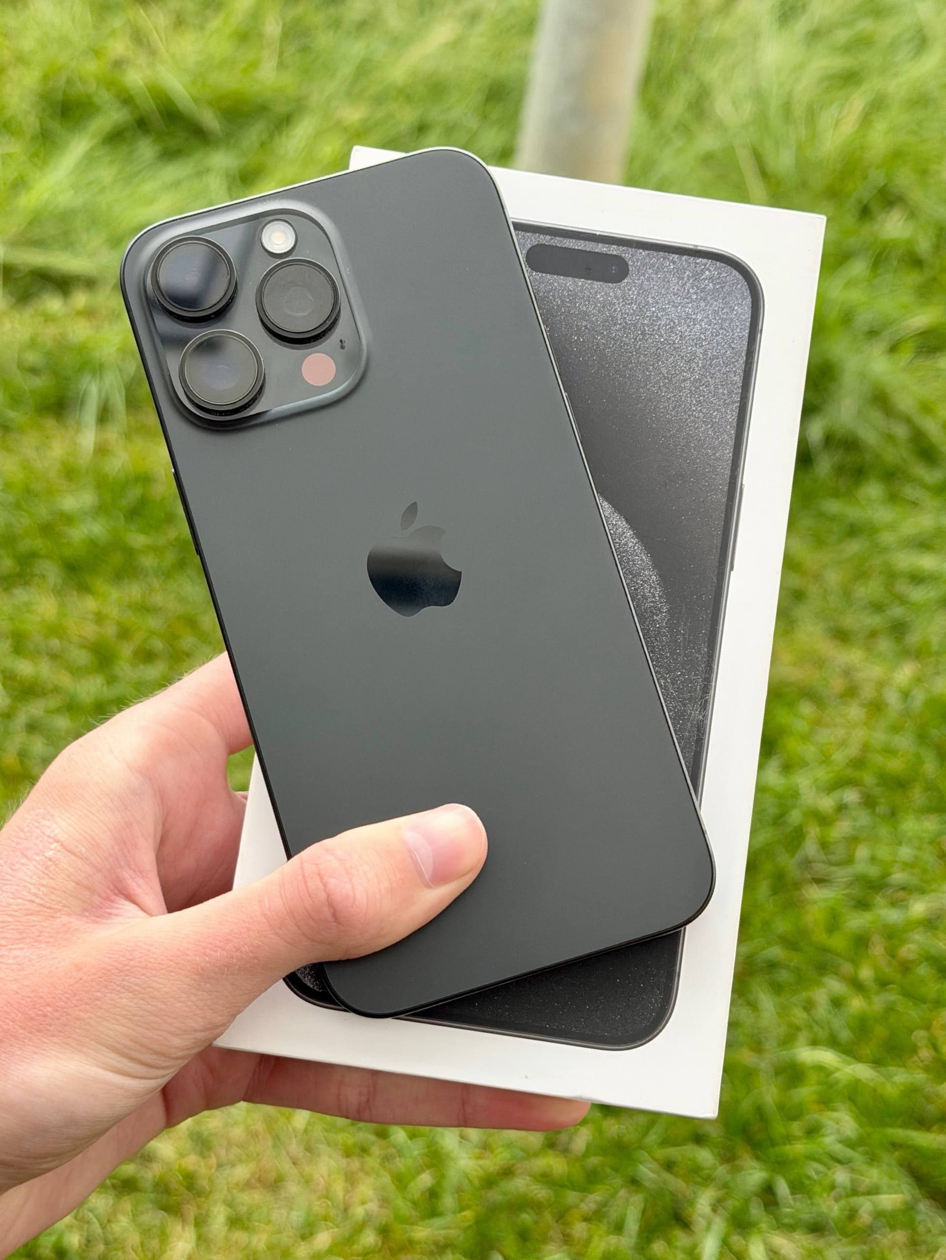 iPhone 15 Pro Max, 256 ГБ: корпус