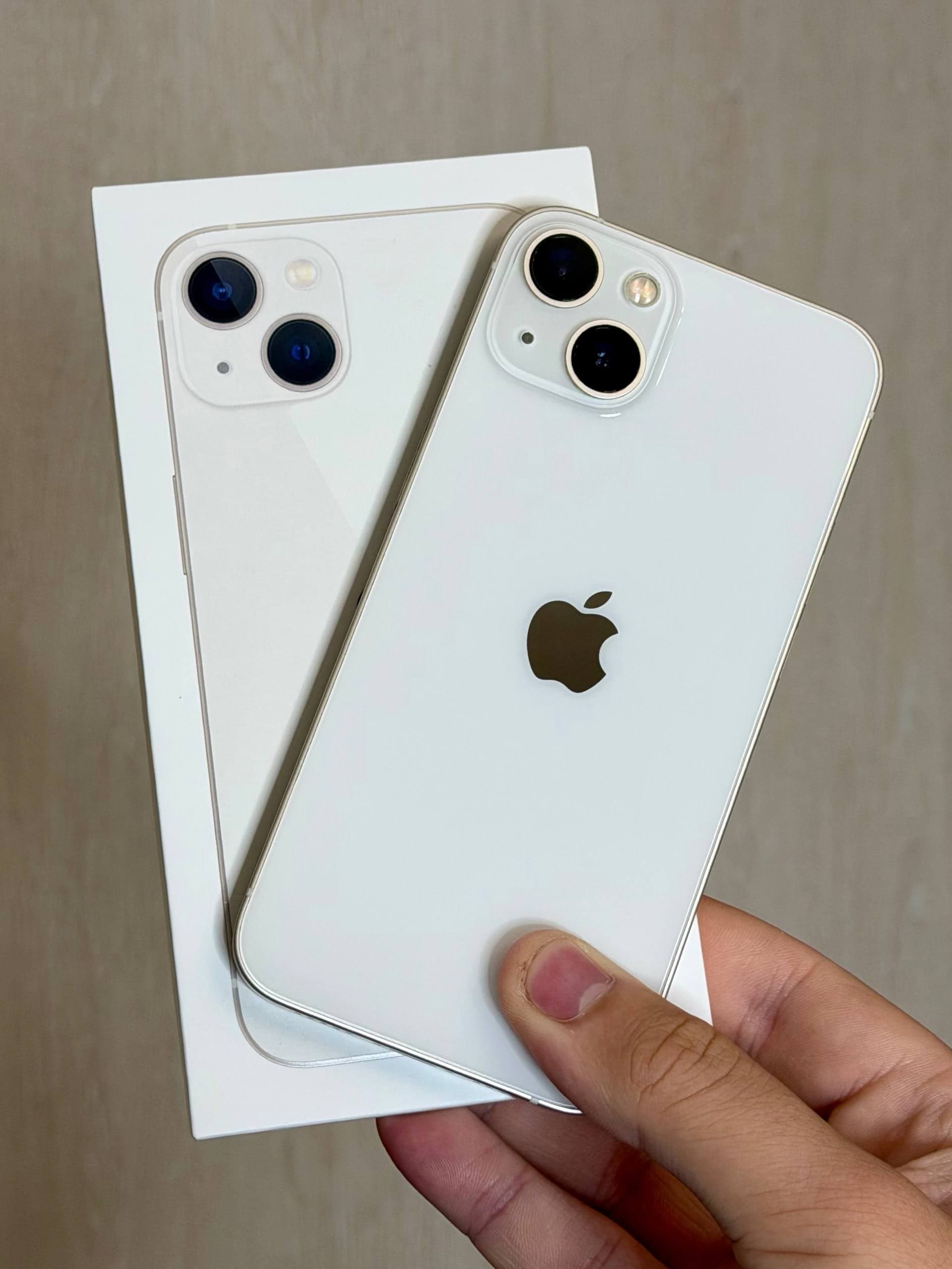 iPhone 13, 256 ГБ: корпус