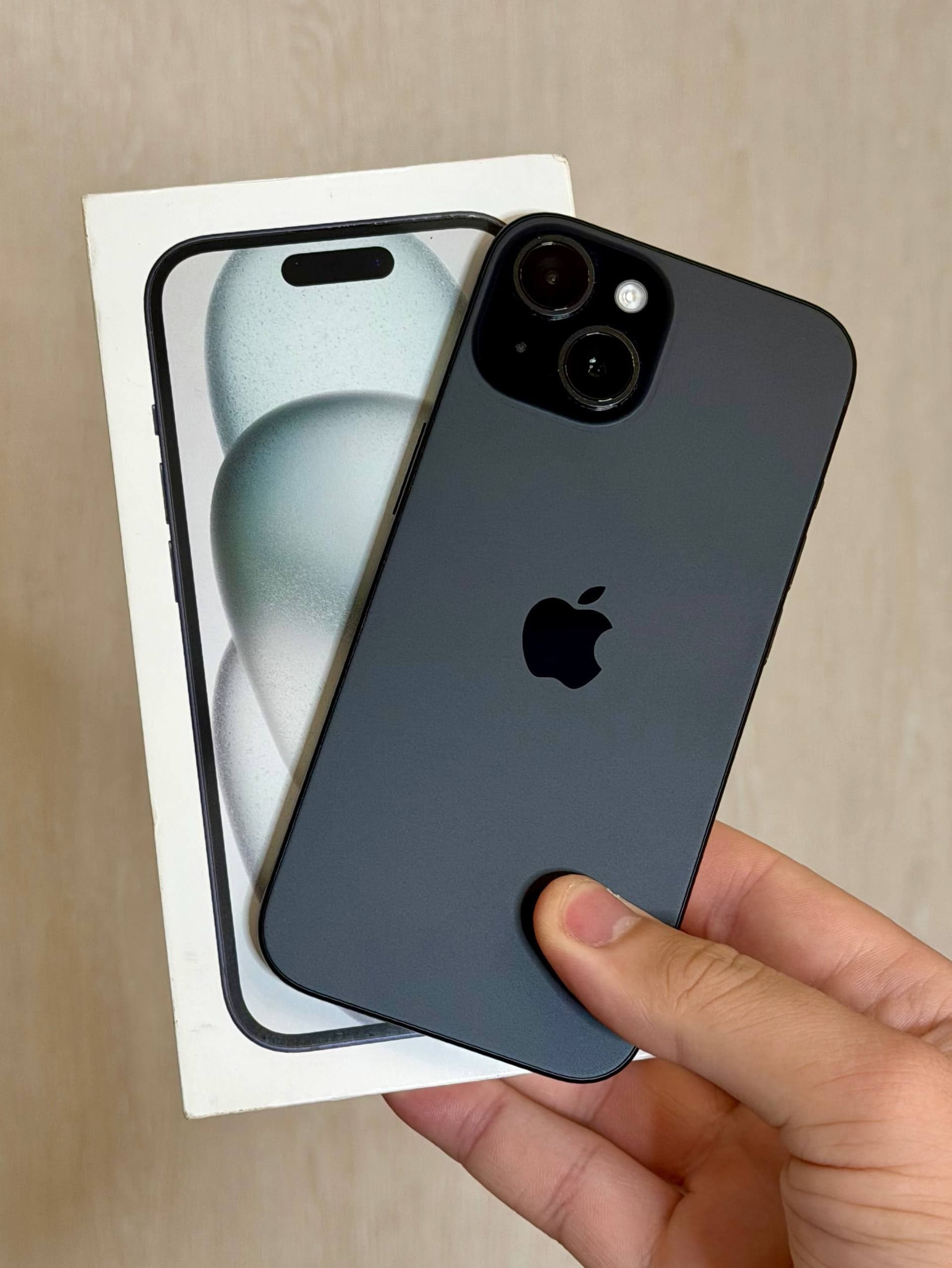 iPhone 15, 128 ГБ: корпус