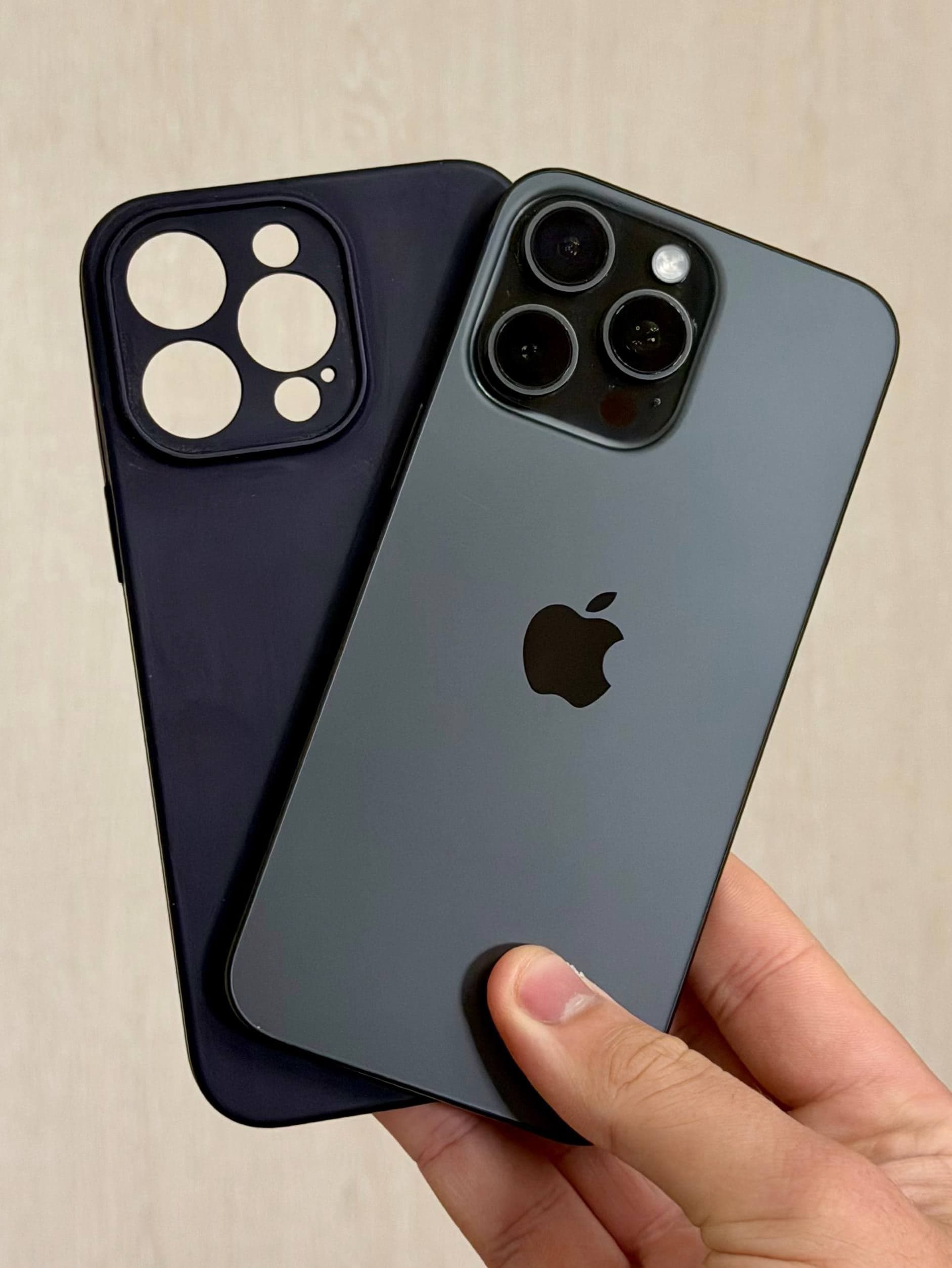 iPhone 15 Pro Max, 256 ГБ: корпус