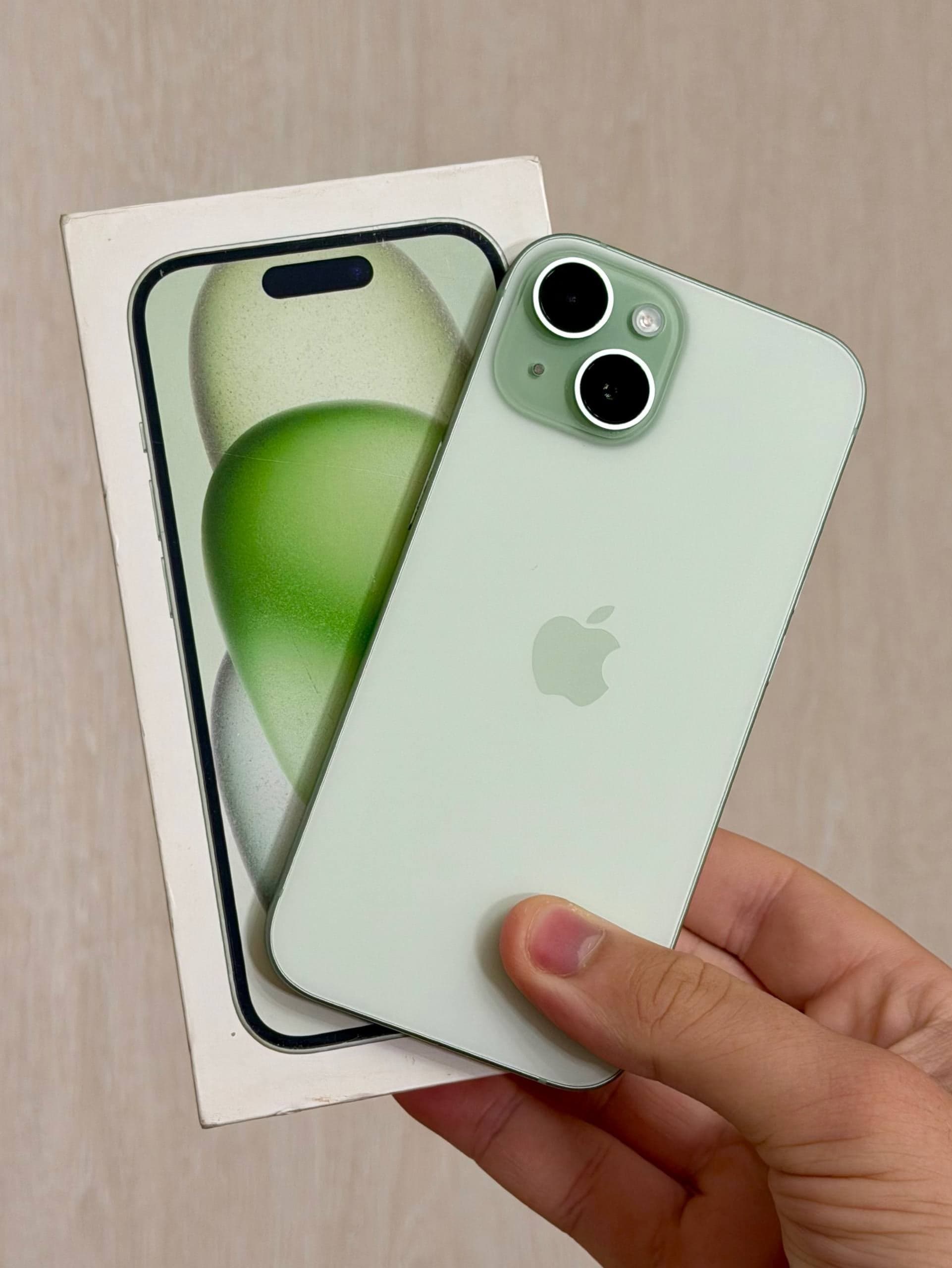 iPhone 15, 128 ГБ: корпус