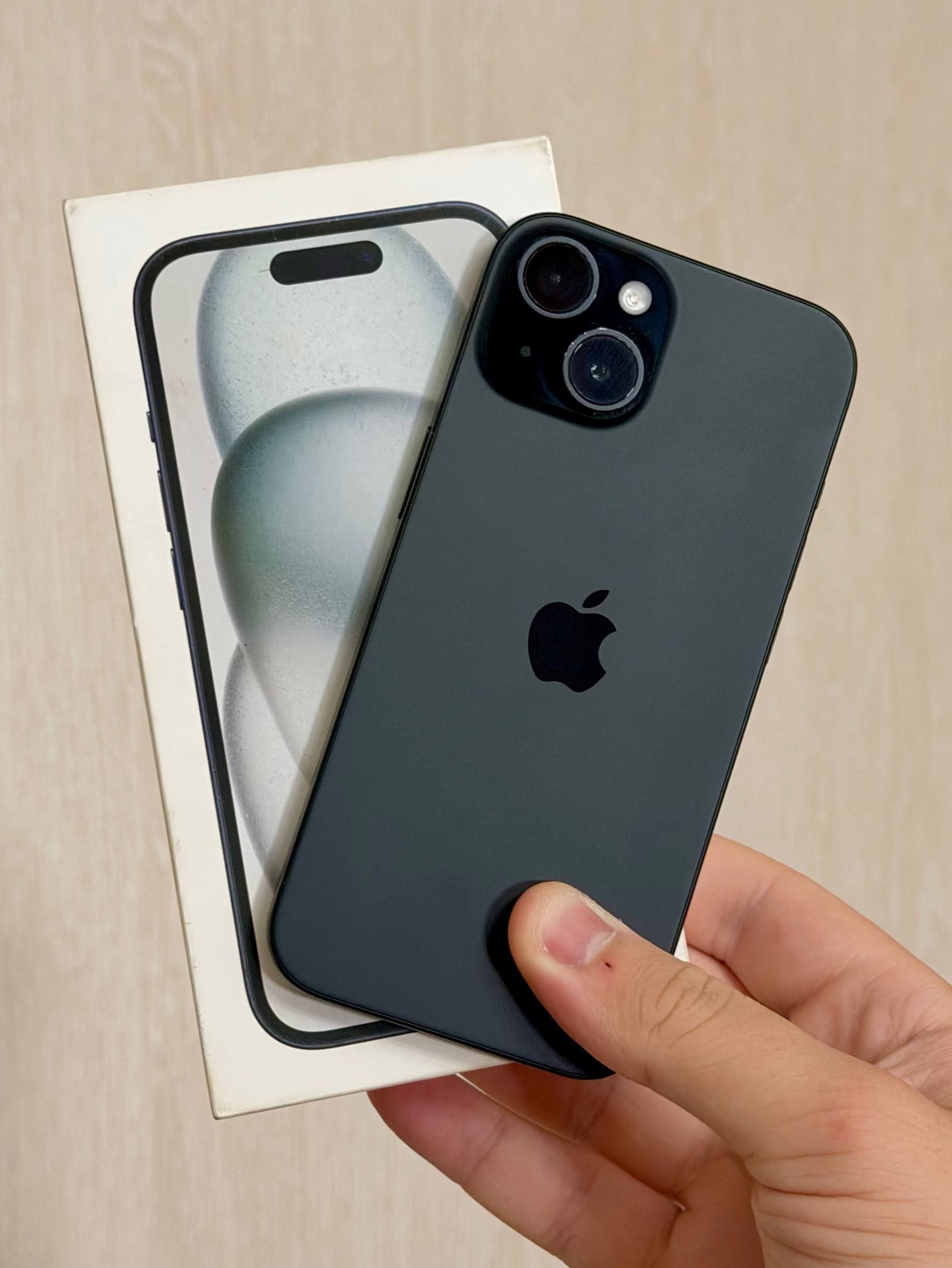 iPhone 15, 128 ГБ: корпус