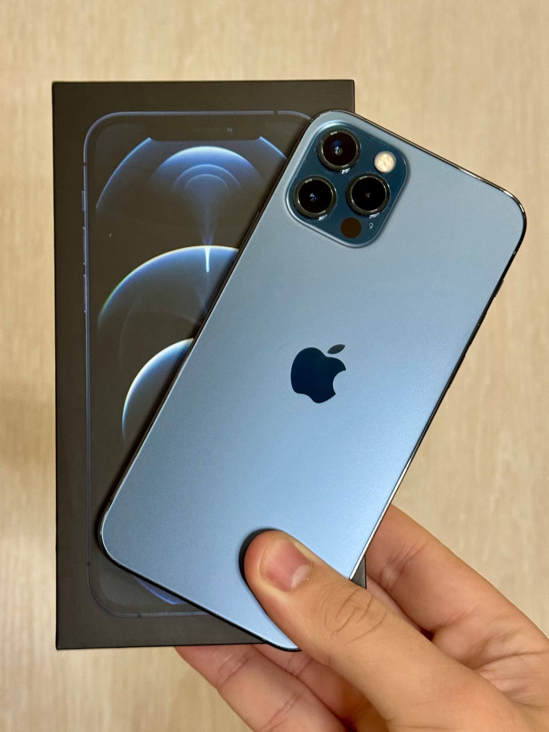 iPhone 12 Pro, 512 ГБ: корпус