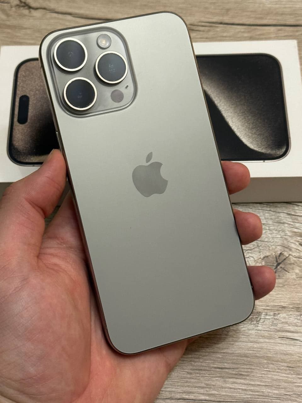 iPhone 15 Pro Max, 256 ГБ