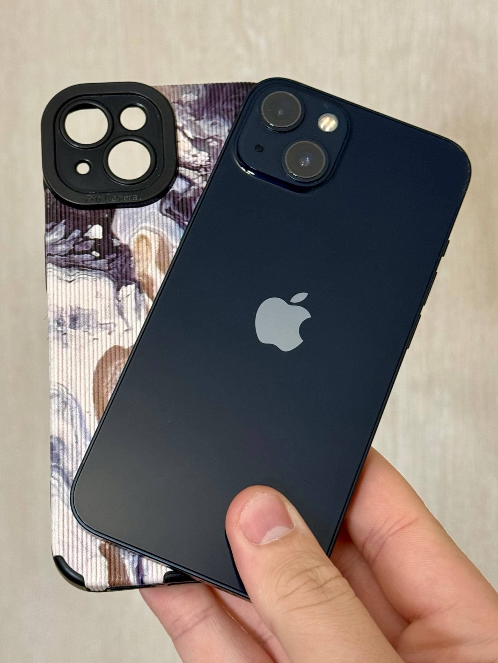 iPhone 13, 256 ГБ: корпус