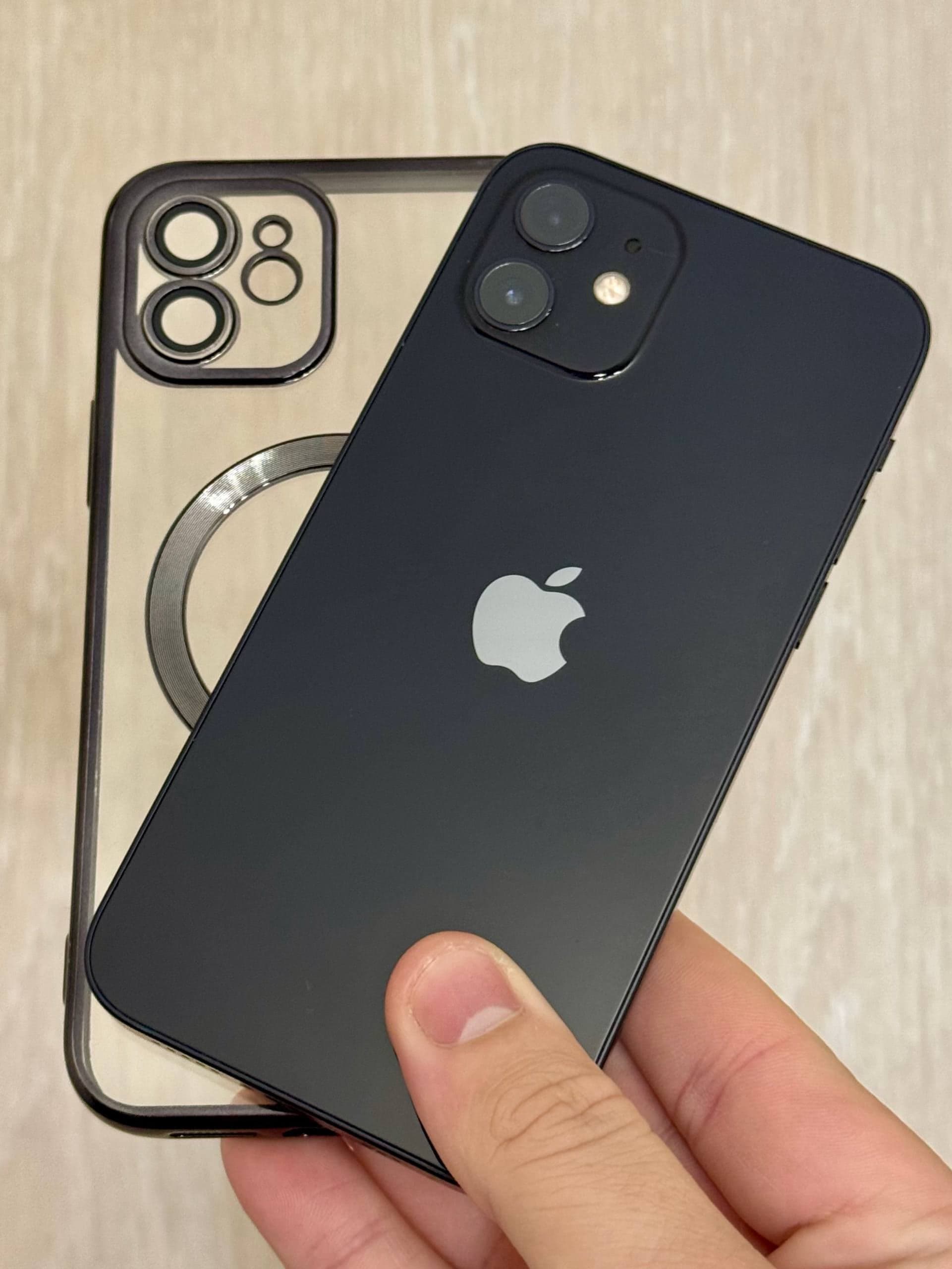 iPhone 12, 64 ГБ: корпус